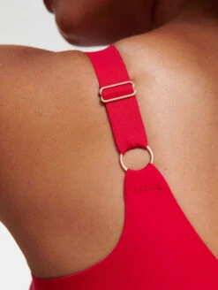 Evelyn & Bobbie Beyond Bra 15 Evelyn & Bobbie Beyond Bra -PRIMADONNA Shop BeyondBraRubyBackStrapCloseUp