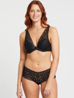 Montelle Lacy Essentials Mystique High Apex Bra -PRIMADONNA Shop MontelleLacyEssentialsMistiqueHighApexBraBlack9304Set