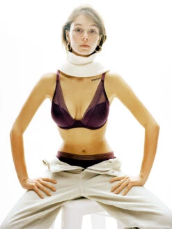 Passionata Manhattan Plunge Bra 7 Passionata Manhattan Plunge Bra -PRIMADONNA Shop PassionataManhattanPlungeBraBerry48D9Fashion