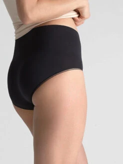 Yummie Seamless Shaping Brief -PRIMADONNA Shop Yummie Seamless Shaping Brief S 3 c7da4cab d676 4040 9706 552d57f27566
