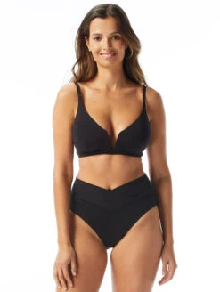 Coco Reef Cross Over Bikini Bottom -PRIMADONNA Shop CocoReefPlungeBikiniTopU95496BlackCrossOverBikiniBottomU95480FrontSet